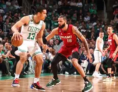 卡尔皮客场告负，主场优势不足