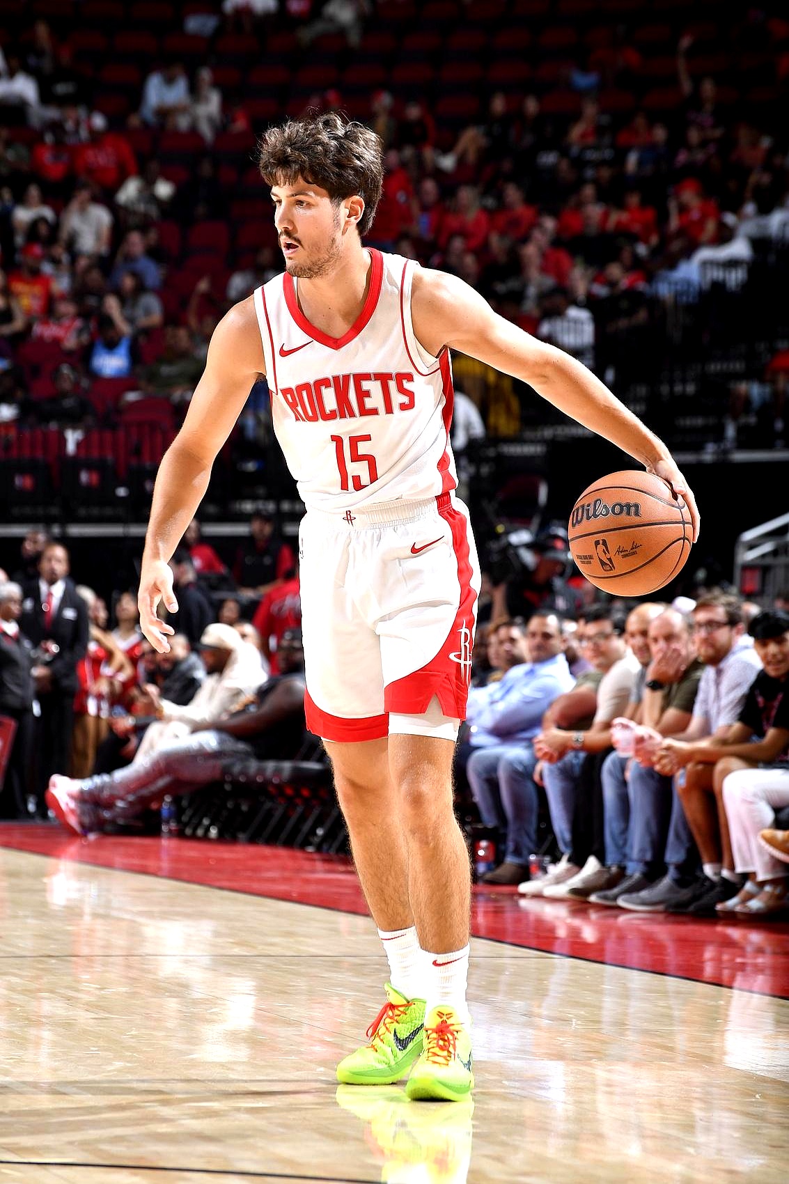 火箭队击败鹈鹕队，取得连胜