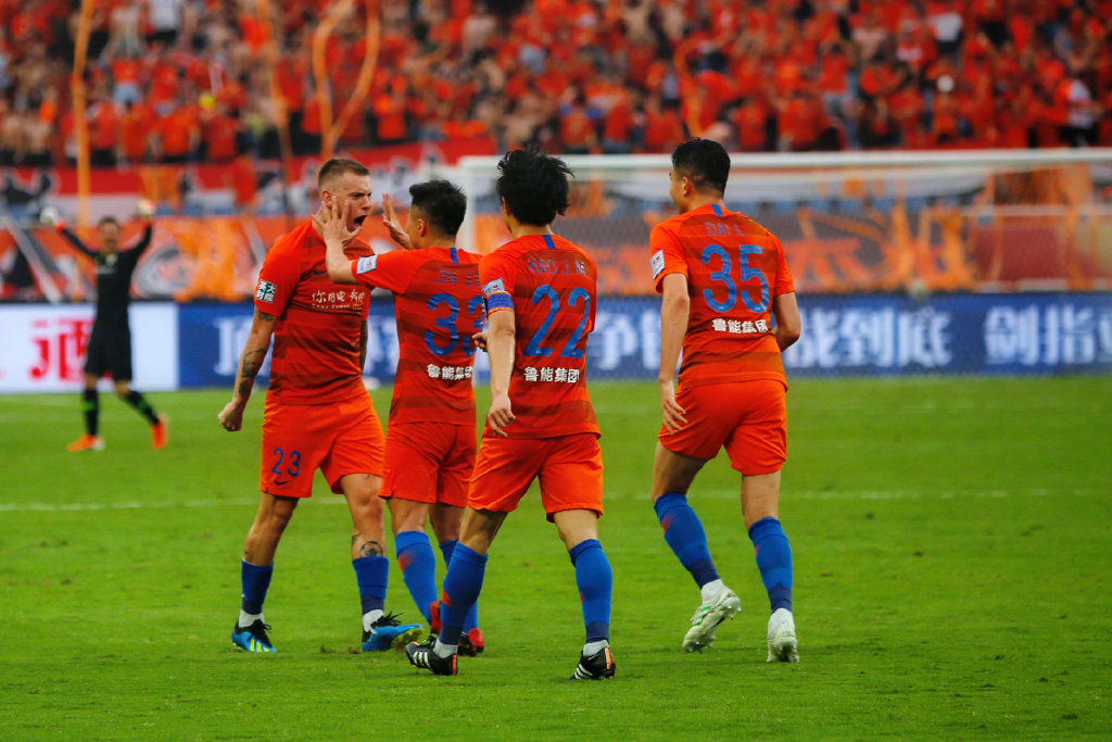 DB彩票官方网站-悬念解开！福建足球队在比赛中取得意外胜利