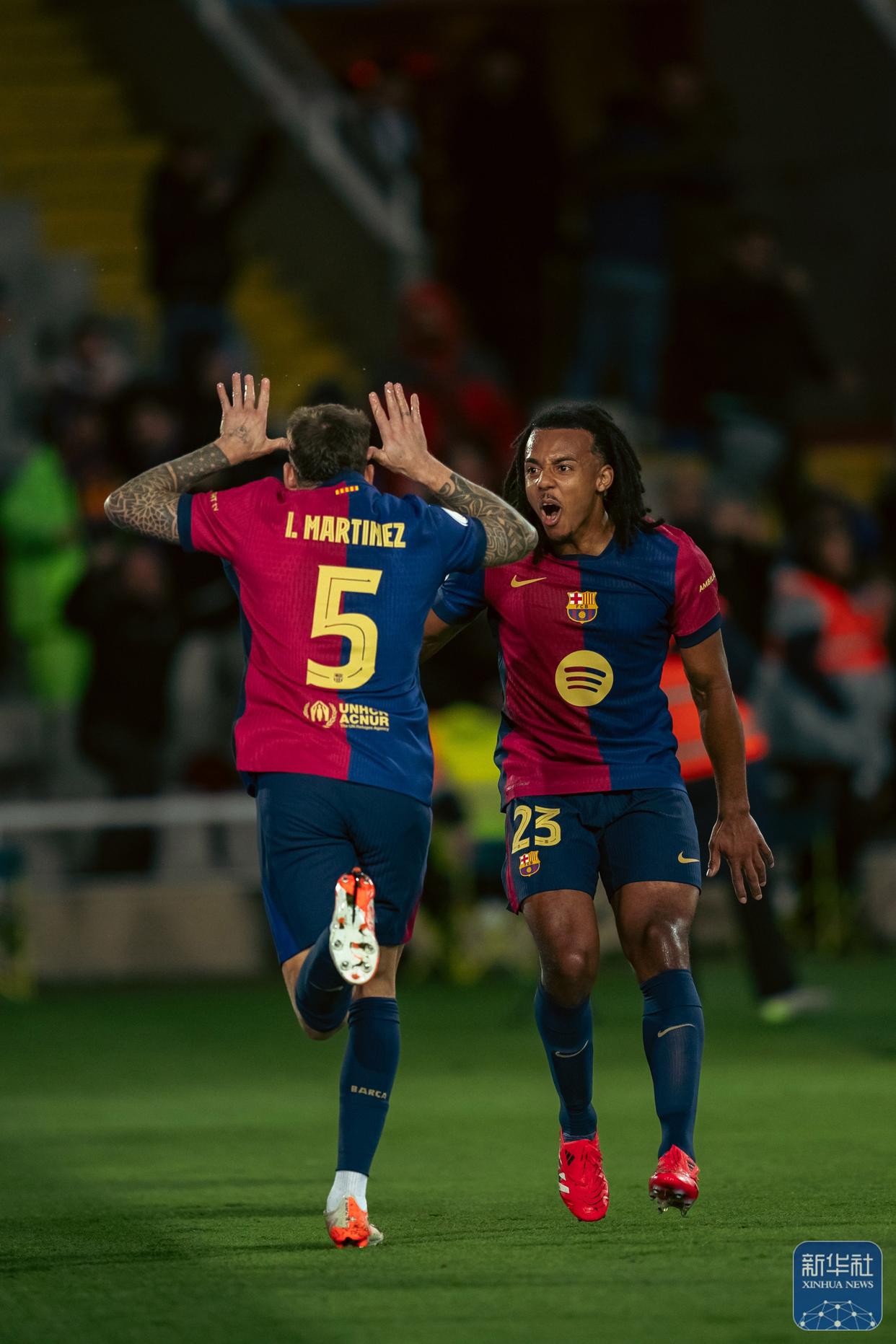 西班牙超出场大战马德里竞技逼平皇家马德里