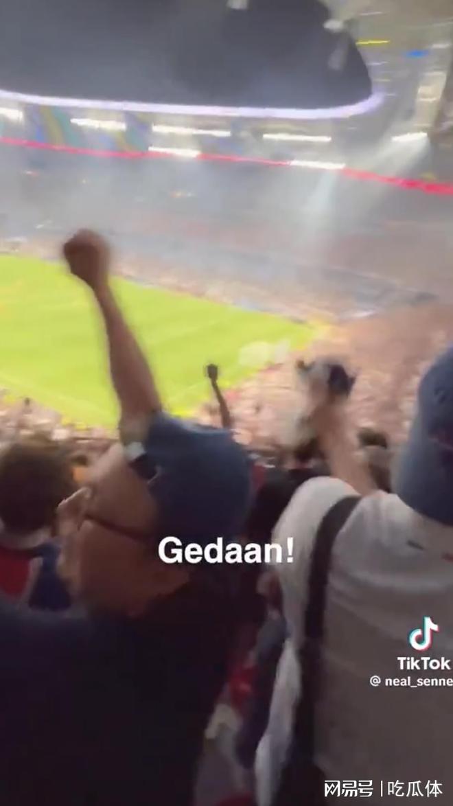 -PSG在欧冠赛场上逆袭成功