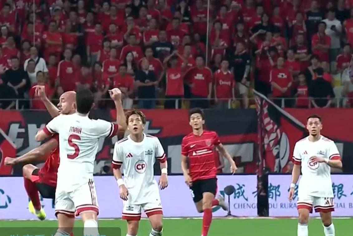 联赛冠军再度证明实力，亚冠赛场热度不减