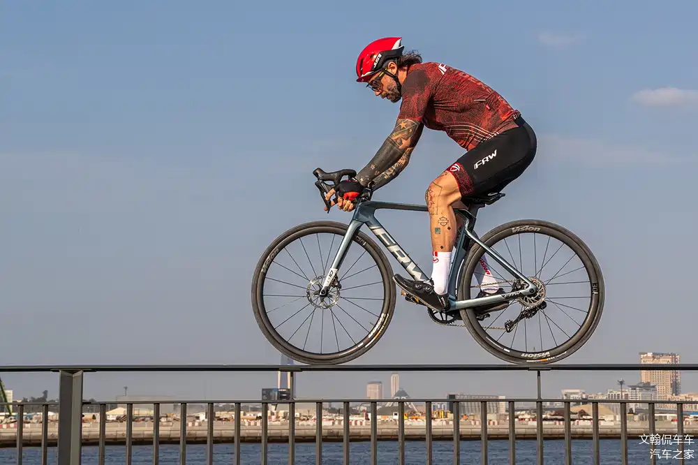 DB彩票平台-美国选手获得自行车比赛冠军