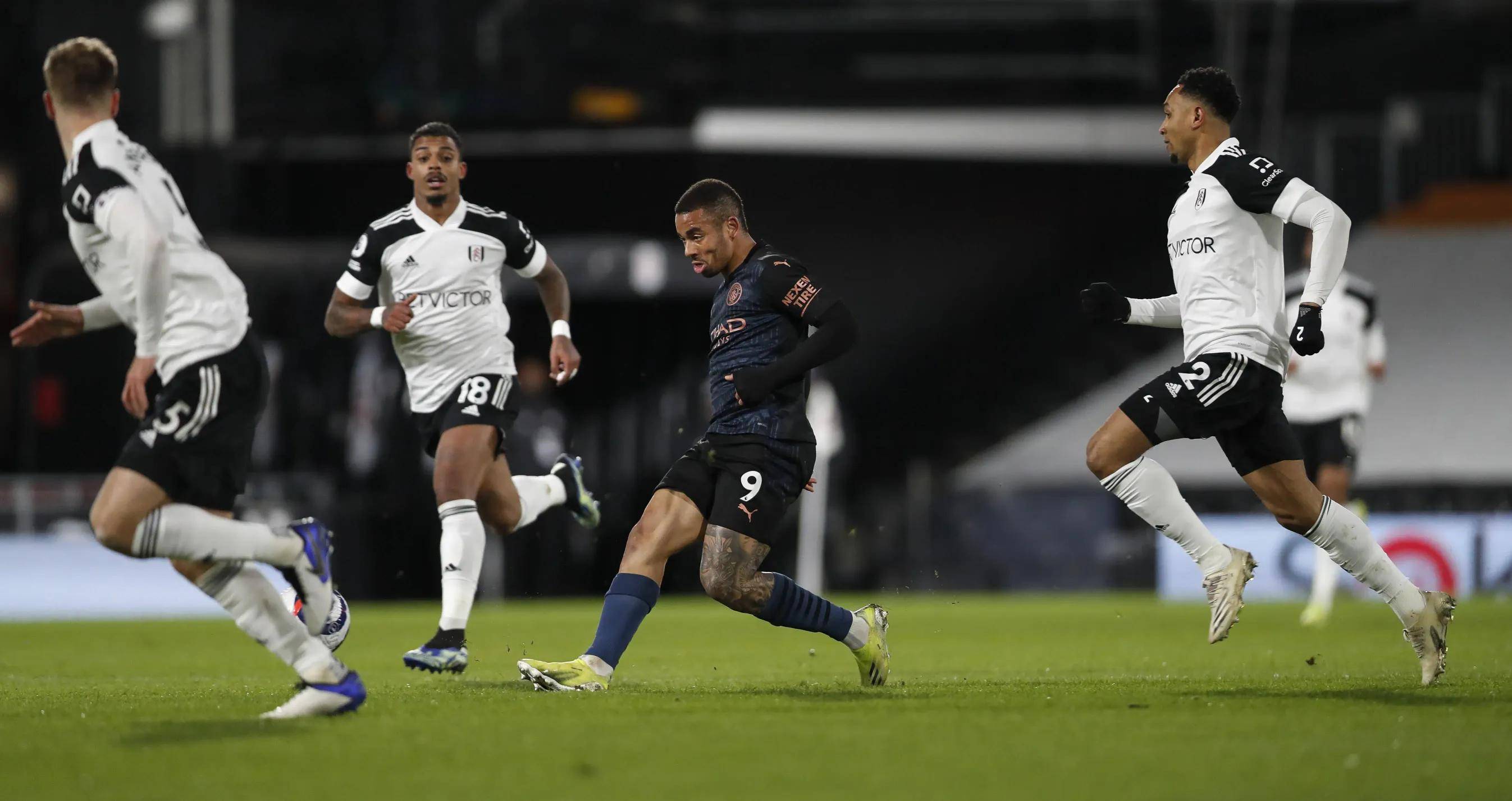 狼队惊险获胜，英超形势逆转