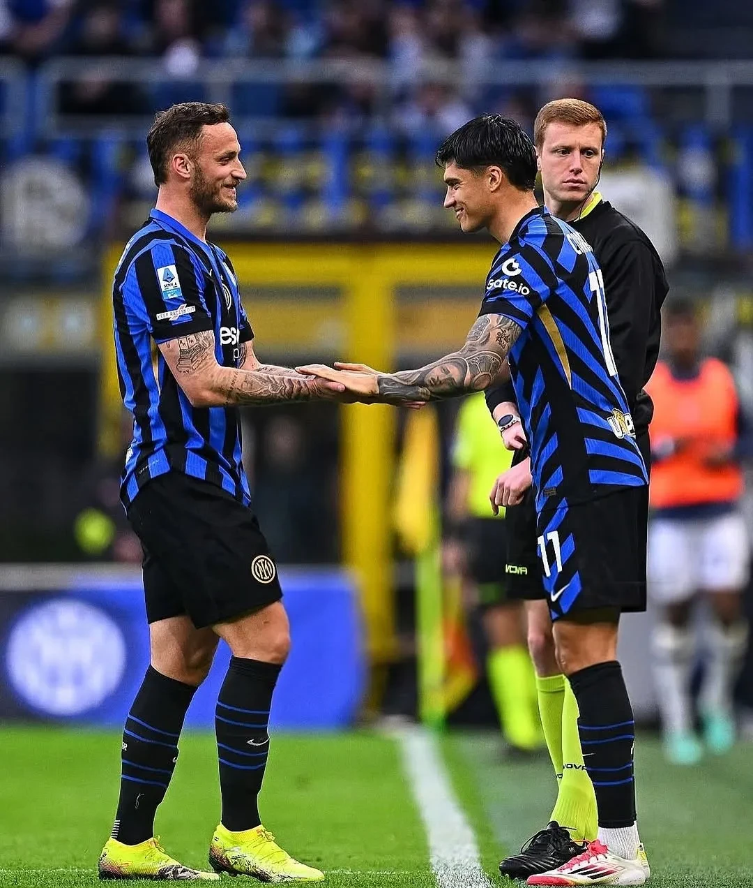 关于米兰德比AC米兰不敌国际米兰，榜首位置不保的信息