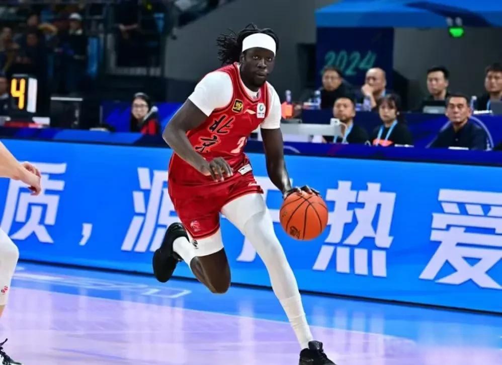 DB彩票官网-福建队主力球员获得出色表现