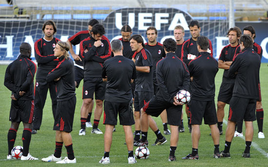 包含爱沙尼亚队士气高涨备战的词条