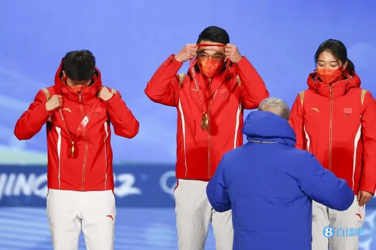 DB游戏-巴西铁人三项运动员连夺金银牌