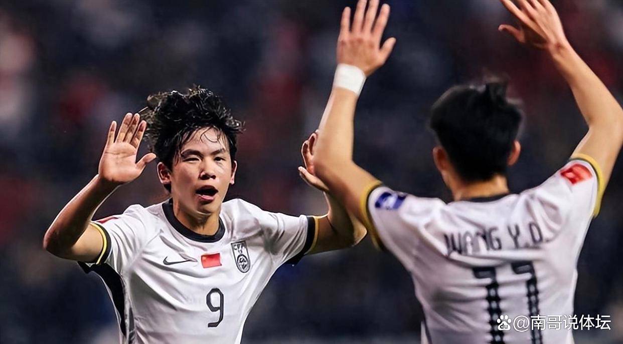 国足公布集训名单,李铁回归出任新任主帅 国足公布集训名单,李铁回归出任新任主帅